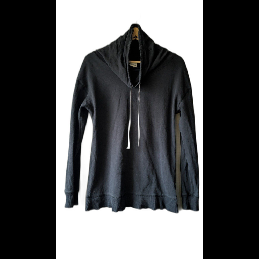 Everlast Woman's  Black Sport Long Sleeve Sport Shirt size Medium